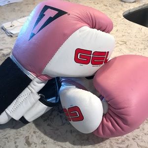Women's Pink and White Gel Gloves